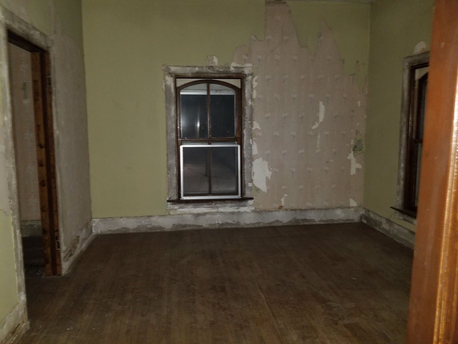 Green room, plaster and old window trim