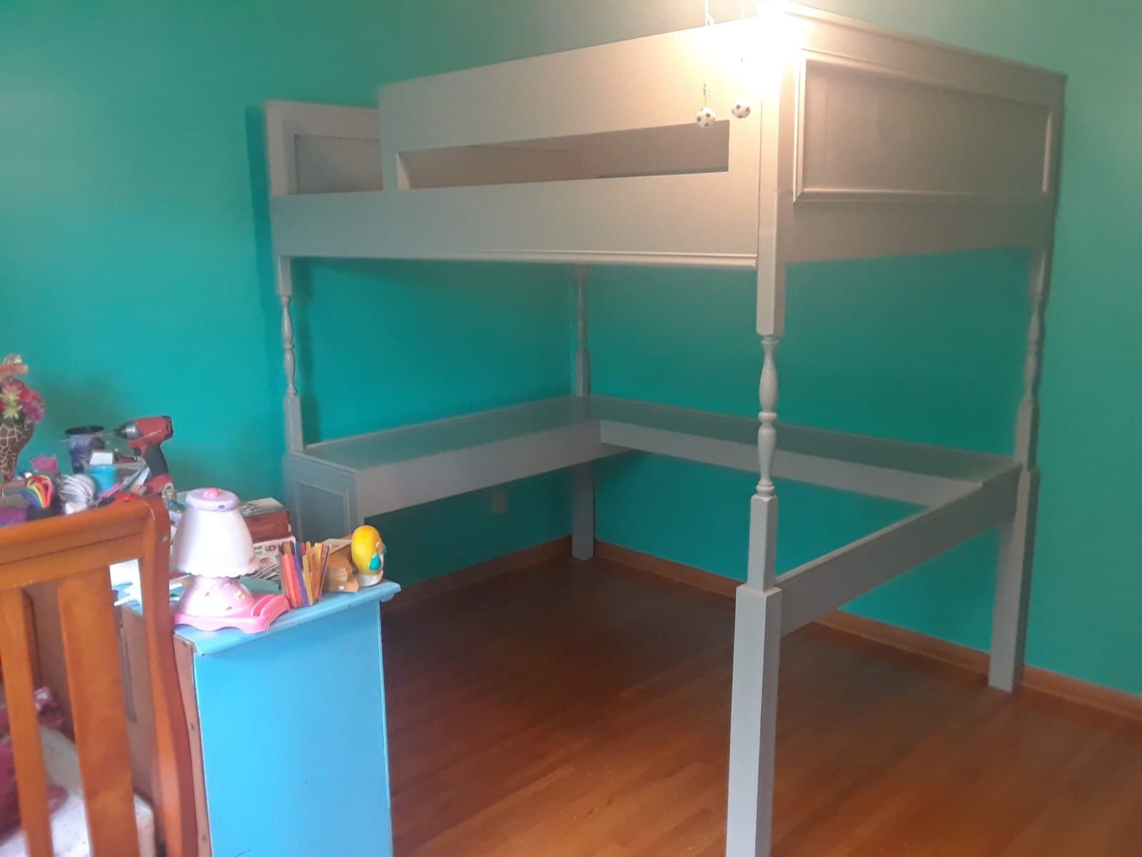 Loft bed: frame up